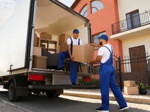 What Are the Benefits of Hiring a Man With A Van in Nantes?
